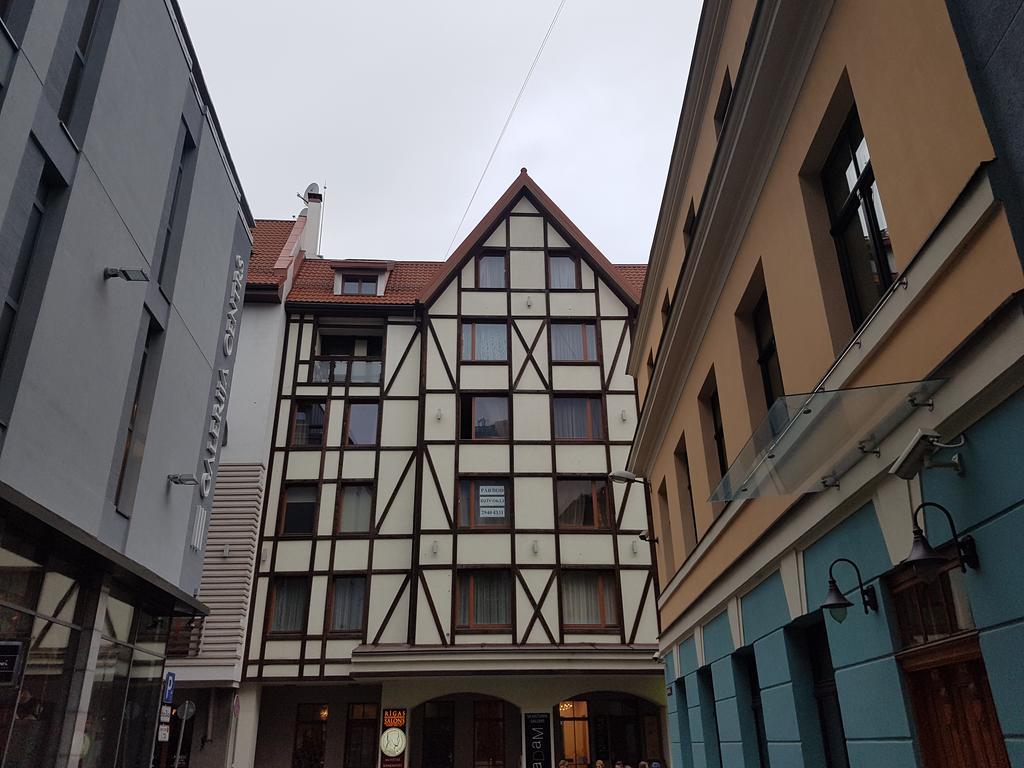 Old Riga Galleria Apartment Luaran gambar